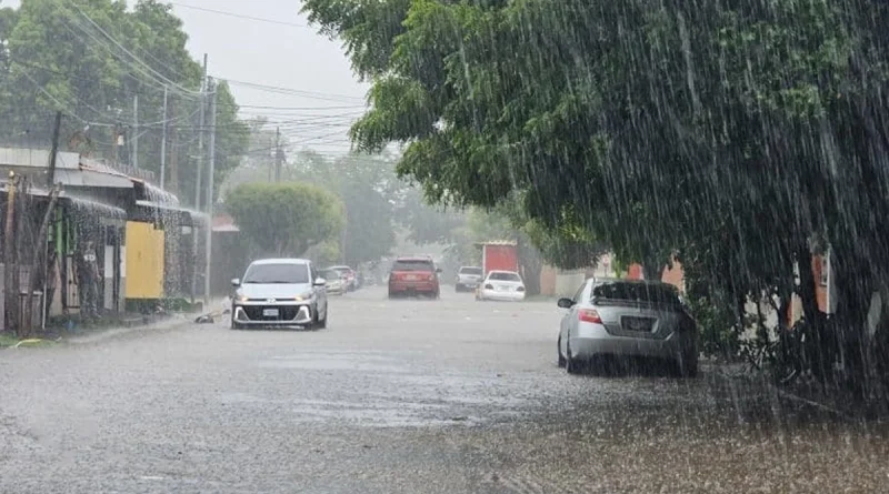 clima, ineter, 28 de julio de 2025, nicaragua, lluvias, onda tropical no.15, temperaturas máximas, vientos fuertes, cielos nublados, tormentas eléctricas