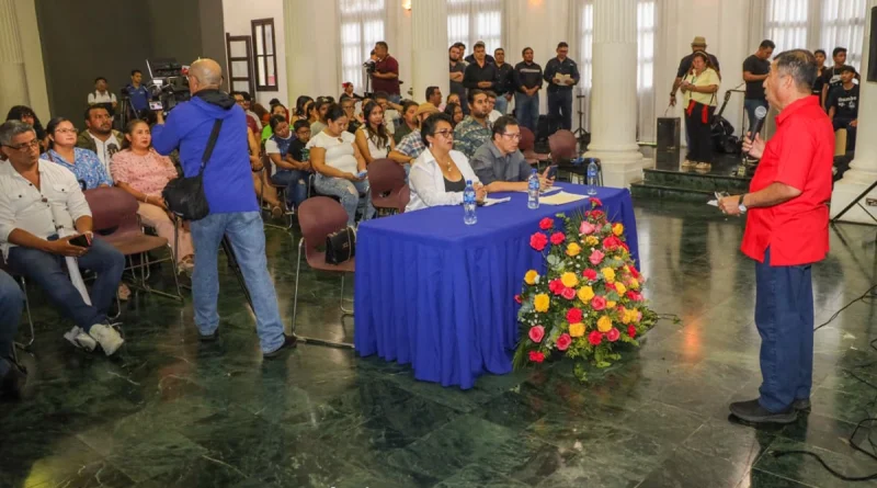 nicaragua, managua, alcaldia de managua, concurso departamental de canto, Otto de la rocha,