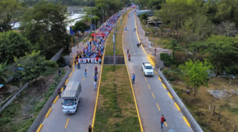 nicaragua, estelí, moderno boulevard, calles para el pueblo,