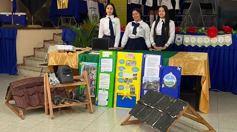 Matagalpa, MINED, Feria Científica, estudiantes, feria científica departamental,