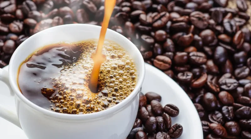 café, cafeína, efectos, estimulante, estudio, investigación, hora, primer café,