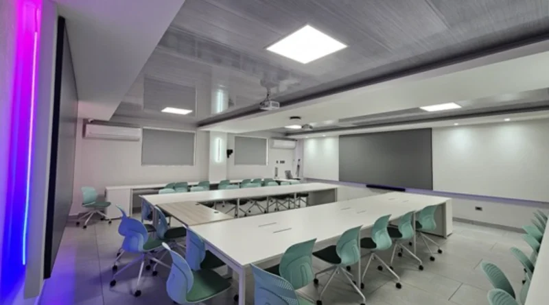 nicaragua, unp, aulas tecnologicas, digitales,
