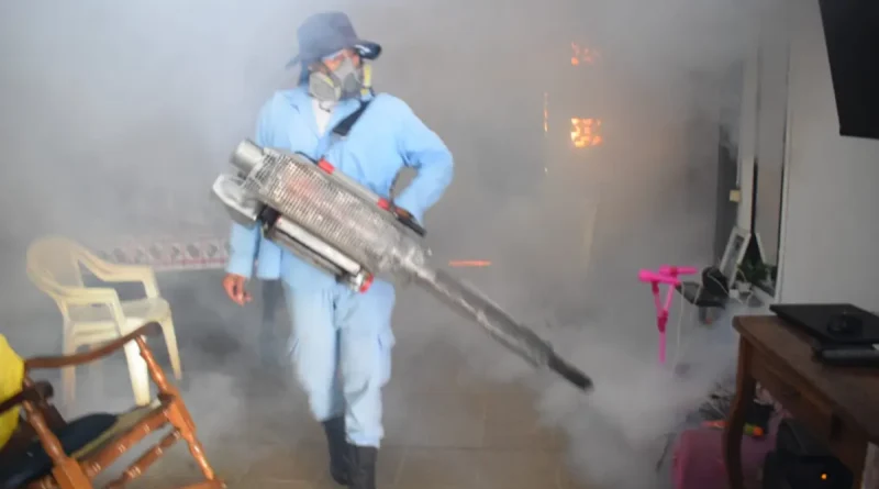 barrio Tenderí, Managua, MINSA, fumigación, lucha contra el dengue, lucha antiepidémica,