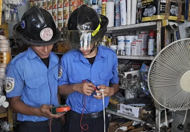bomberos unidos, jornada de prevencion, israel lewites,