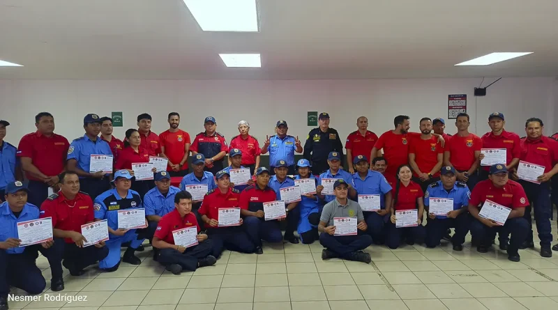 bomberil, Bomberos Unidos, curso de rescate en alturas, bomberos de Nicaragua,