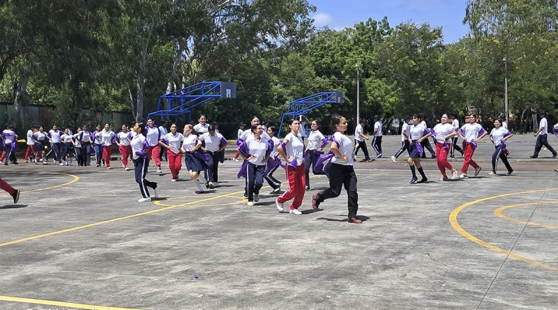 estudiantes, instituto ramírez goyena, caballito chontaleño, arte y cltura, nicaragua,