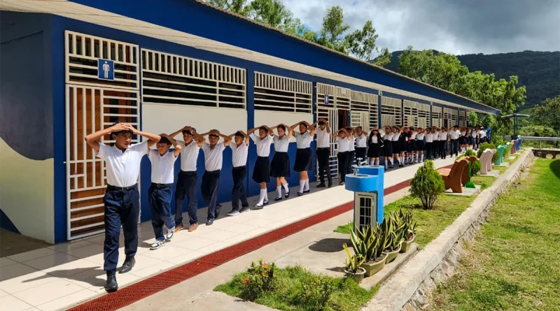 estudiantes, ejercicio multiamenazas, nicaragua, sinapred, mined,