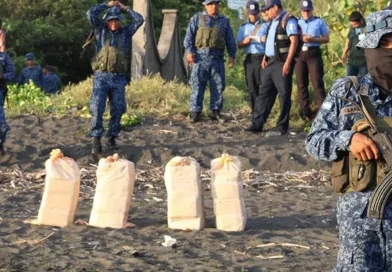 nicaragua, puerto sandino, salinas grandes, leon, droga, fuerza navala, ejercito de nicaragua,