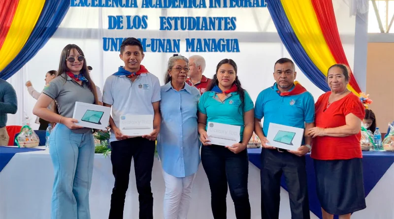 unicam, boaco, nicaragua, estudiantes destacados, gobierno sandinista