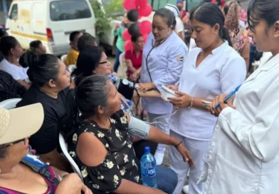 feria de salud, granada, familias, feria neurocirugía,