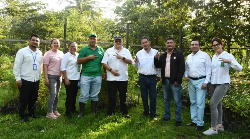 Visita, iniciativa ambiental, Bluefields, MARENA, practicas ambientales, Caribe Sur,