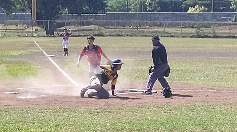 mined, beisbol, juegos con amor a la patria,