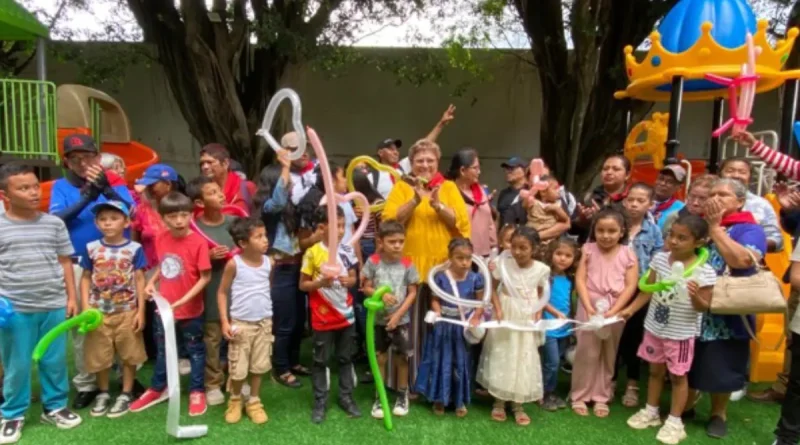 parque infantil, renovado, Jinotepe, niños,