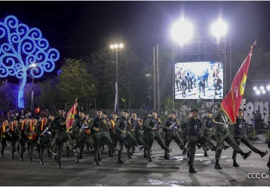 ejercito de nicaragua, daniel ortega, rosario murillo, desfile militar, aniversario, fundacion,