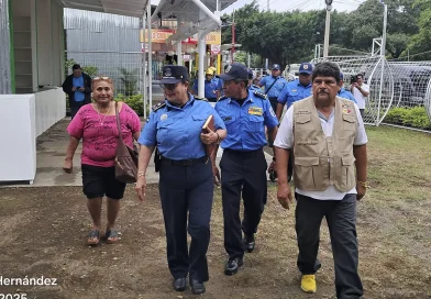 Nicaragua, bomberos unidos, laguna de tiscapa, fiestas seguras, pólvora