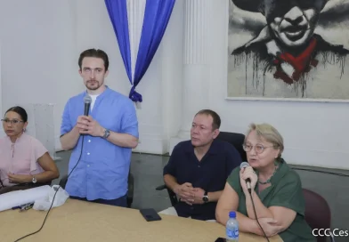 aleksei chebanenko, andrey biely, revista en vivo, 9 de octubre de 2025, managua, nicaragua, intercambio escultórico, rusia y nicaragua