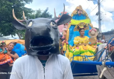 torovenado de monimbó, masaya, cultura nicaragüense, tradiciones, folclore, identidad cultural, fiesta popular, pueblo indígena, sincretismo, teatro callejero, devoción, orgullo ancestral,