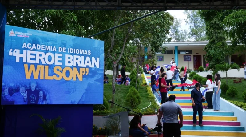 academia de idiomas, brian wilson, managua,