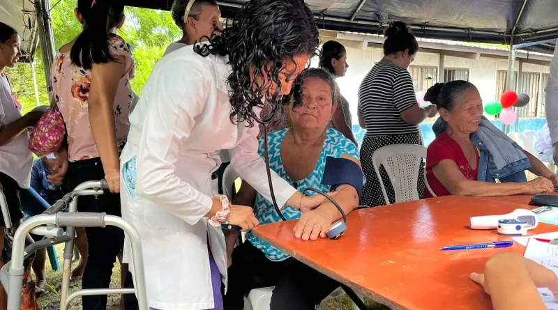 feria de salud, feria oncológica, Juigalpa, Megaferia, cáncer,