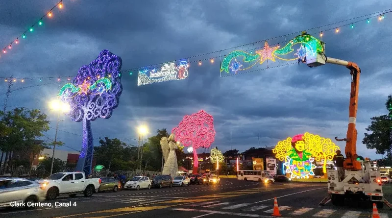 ENATREL, Managua, instalación de adornos, luces navideñas, luces festivas, avanza,