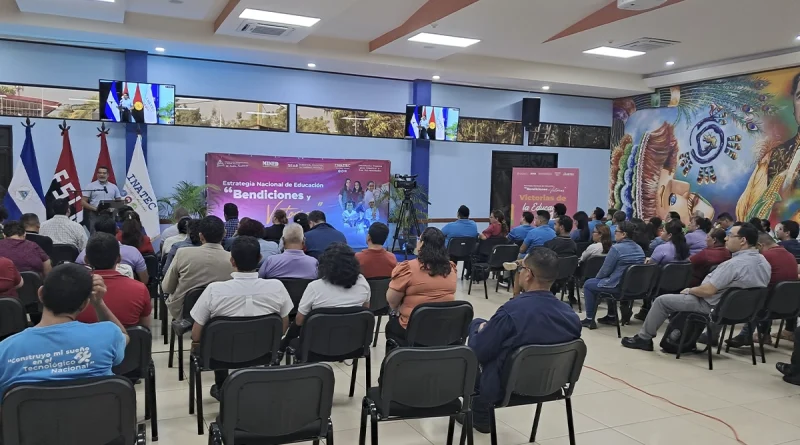 mined, managua, curso de ia, nicaragua, docentes de nicaragua