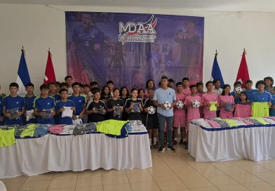 movimiento deportivo alexis arguello, nicaragua, entrega materiales deportivos