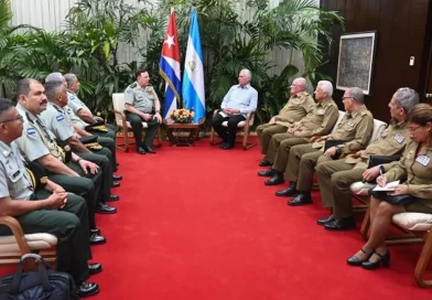 Cuba, presidente Miguel Díaz-Canel, recibió, General de jefe del Ejercito de Nicaragua, General en jefe Julio César Avilés, Ejercito de Nicaragua, Díaz-Canel,