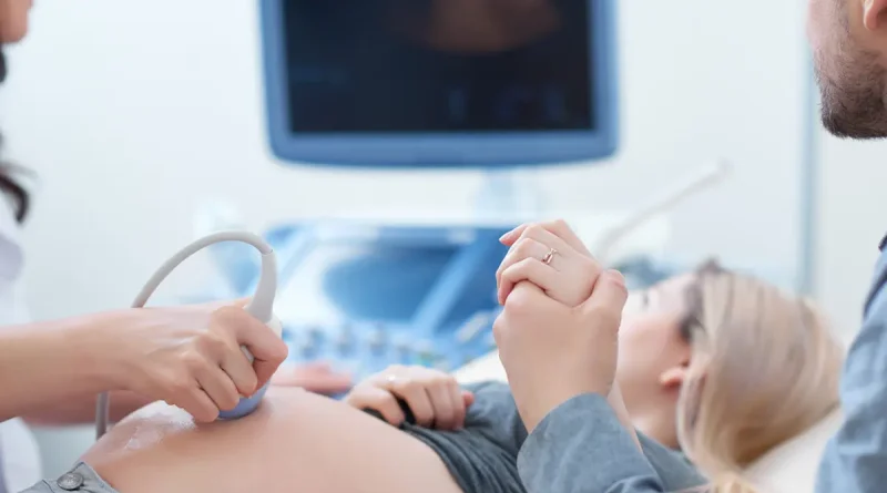 ultrasonido, embarazo, risa de la madre, que pasa con bebé, cuando la madre ríe, carcajada, tiktok, video, imagenes, bebé en vientre,