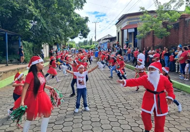 mined, desfile navideño, ticuantepe, managua, nicaragua