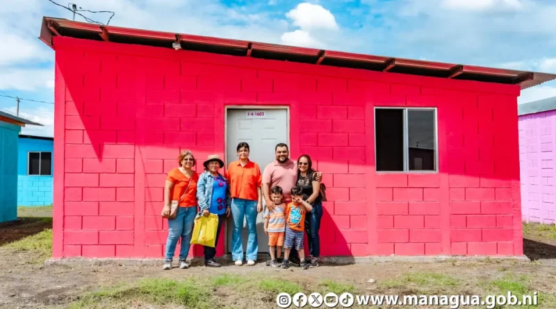 nicaragua, familia nicaraguenses, caminos del rio, nuevas viviendas
