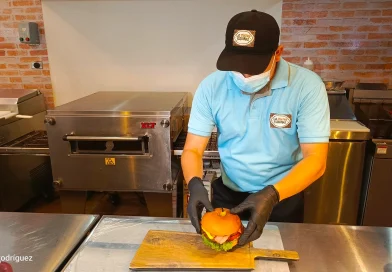 las cuatro esquinas, aniversario, nicaragua, managua, avenida bolivar, gastronomia, turismo,