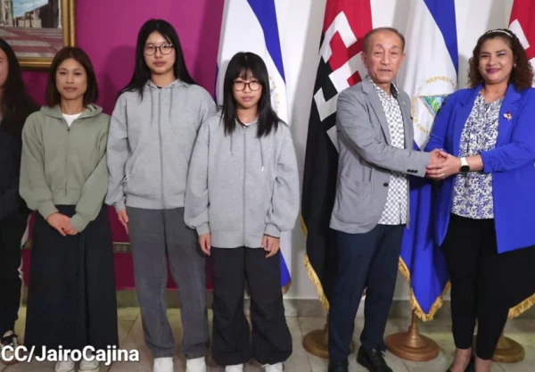 delegación japonesa, alcaldia de managua, reyna rueda, encuentro amistoso, nicaragua y japón