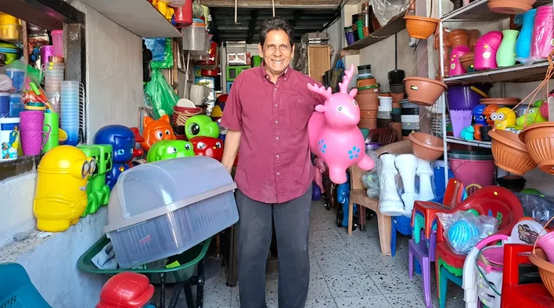 Juigalpa, emprendedores, Purísima, oferta de productos, listos, productos plásticos, Gritería, celebración,