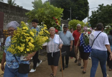 nicaragua, chinandega, dia de los fieles difuntos, familias, heroes y martires,