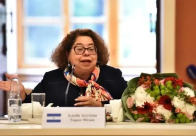 Embajadora de Nicaragua, Alba Azucena Torres, Rusia, exposición fotográfica, Donbass, Nicaragua,