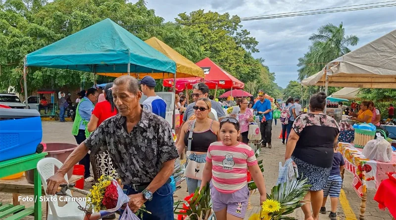 nicaragua, rivas, dia de los fieles difuntos, familias,