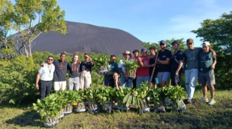 nicaragua, sacuanjoche, cerro negro, leon, nagarote, nicaragua,