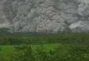 Imagen, erupción del volcán Semeru, Indonesia, webcam, video, flujo piroclástico, alerta, nivel máximo, viral,