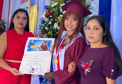 nicaragua, gobienro sandinista, nicaragua, mined, educaicon, bachilleratos.