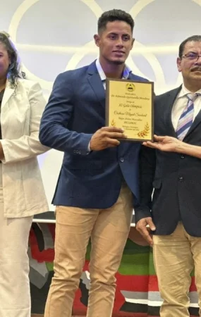 xi gala olimpica, deportes, comite olimpico nicaraguense, atletas, reconocimientos, unan maangua,