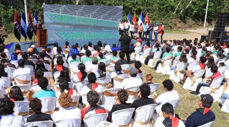 nicaragua, estadio de futbol, catarina, masaya, construccion,