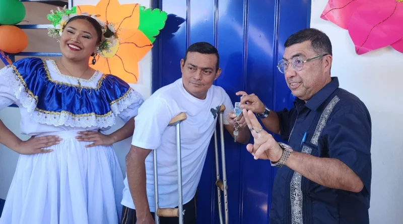 nicaragua, alcaldia de managua, incendio, entrega de vivienda