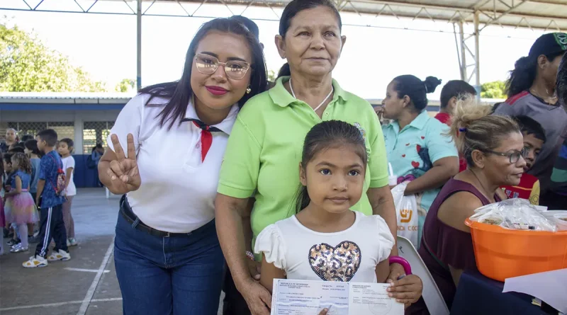 bono escolar, centro educativo, managua, mined