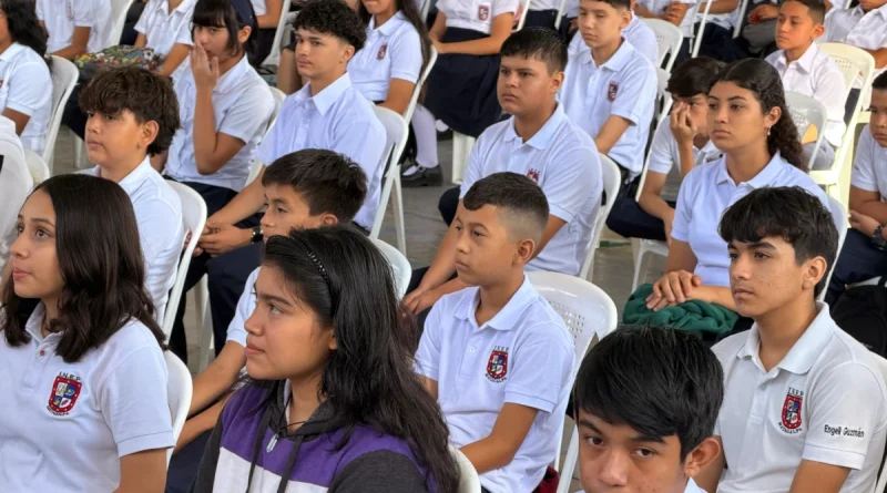 nicaragua, gobienro sandinista, estudiantes, regresó. clases, magalpa,