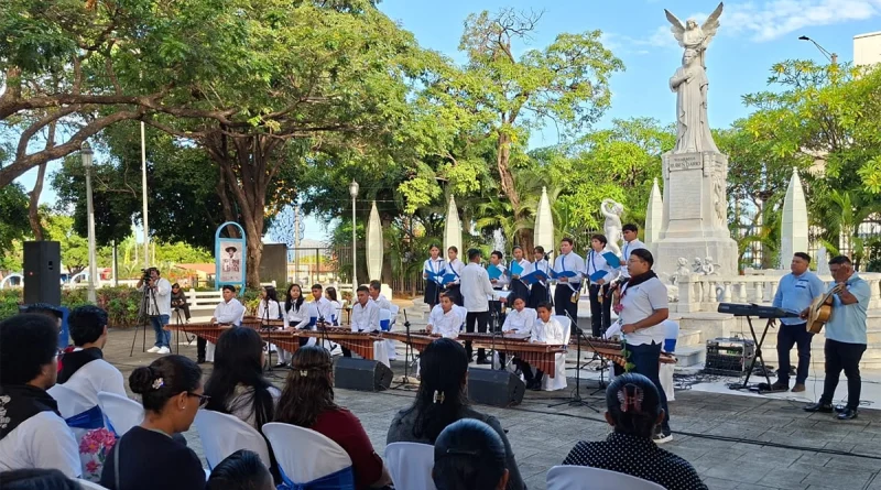 nicaragua, ruben dario, managua, serenata,