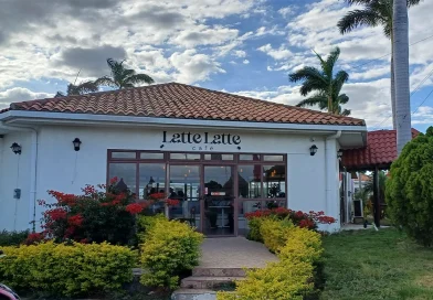 latte latte, cafetería en managua, puerto salvador allende, café de calidad, cafeterías nicaragua, repostería artesanal, doble latte latte, café gourmet, espacios familiares, cafetería acogedora