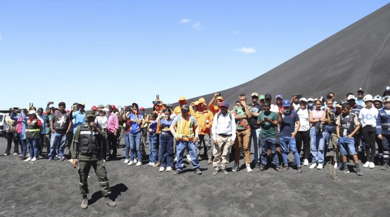 cerro negro, leon, gobierno de nicaragua, marena, incendios forestales, plan, bomberos unidos, policia nacional, sinapred, defensa civil, ejercito,