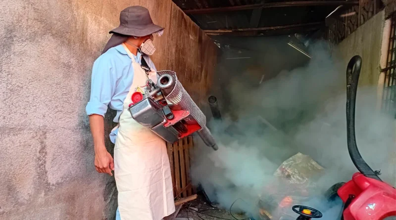 prevención de enfermedades, fumigación domiciliar, control del dengue, minsa, barrio selim shible, distrito iv de managua, nicaragua, eliminación de criaderos de zancudos, salud de nicaragua, acciones del minsa, control de la malaria, prevención del chikungunya, protección sanitaria comunitaria