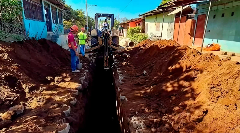 alcantarillado, saneamiento, chinandega, tuberías, manjoles, rebombeo, infraestructura, familias, medioambiente, obras