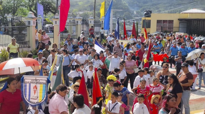 boaco, sandino, ofrenda floral, diana, desfile,